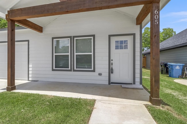 Photo - Beautiful 4-Bedroom Home for Rent in Denison!