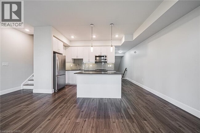 Photo - 2061 Prospect St