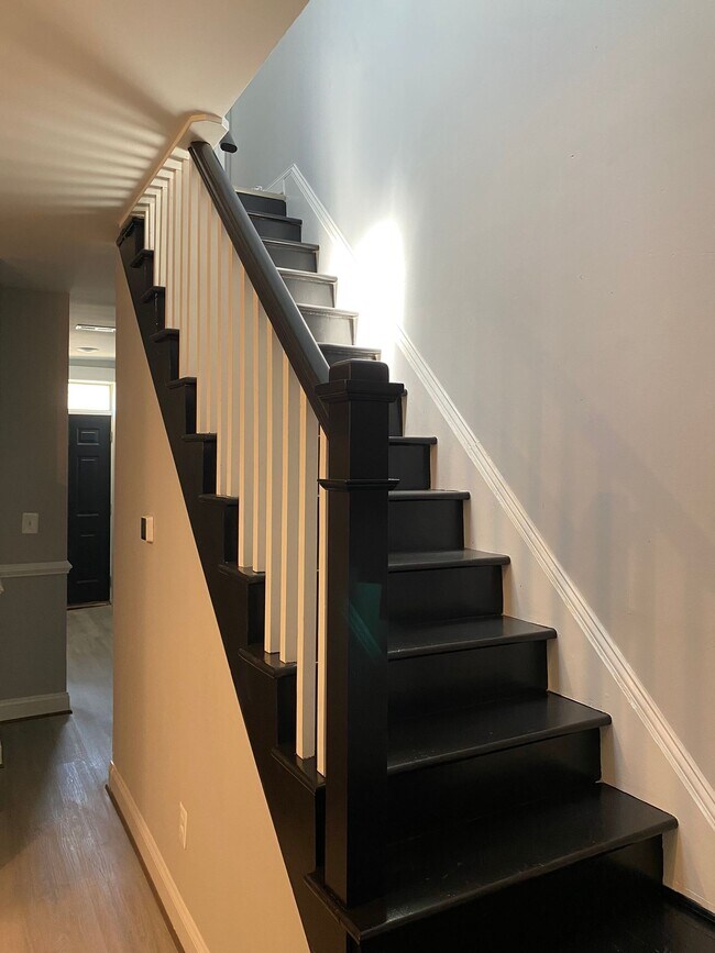 Photo - 146 N East Ave