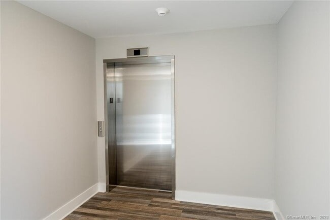 Photo - 783 Kings Hwy E Unit 206