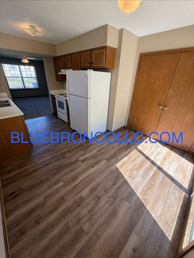 Photo - Spacious 4 bedroom unit with many features to love.