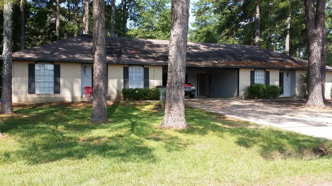 3 HAB, 2 BAÑOS, Dúplex grande - 1404 Benton St Unidad 1404