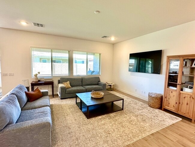 Photo - Fantastic "Holly" floor plan in Bella Vista Farms