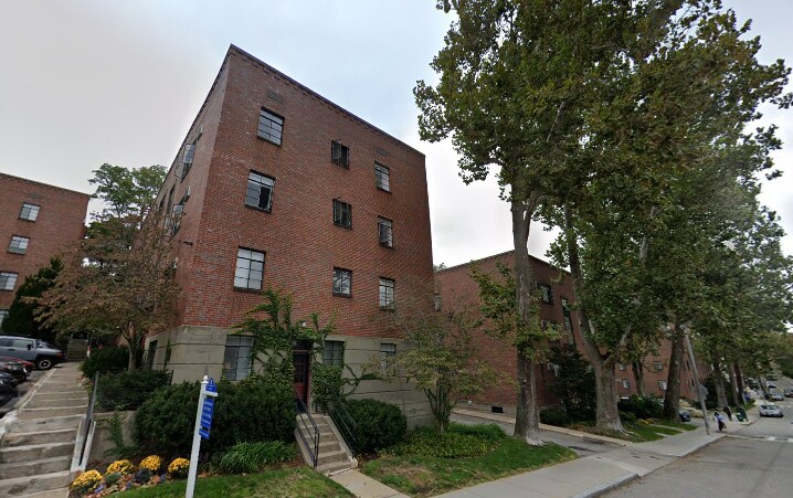 Photo - 72 Saint Paul St