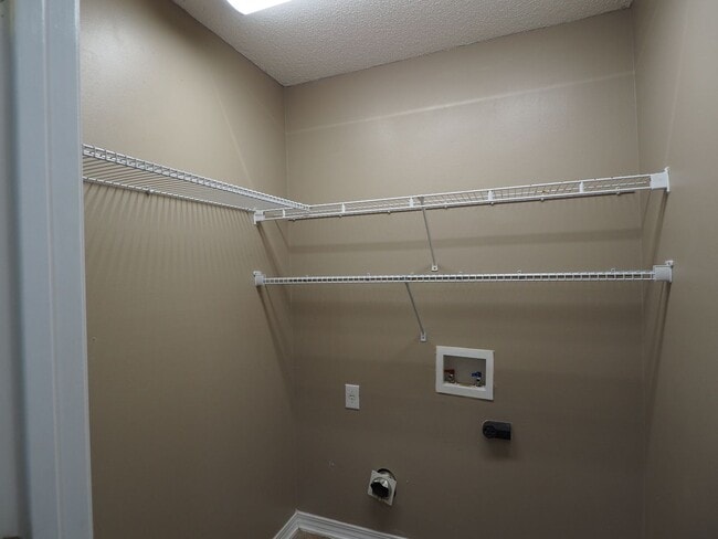 Photo - Gulf Shores Cottage close to park and schools!