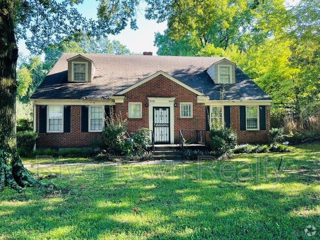 Building Photo - 3570 Poplar Ave Rental