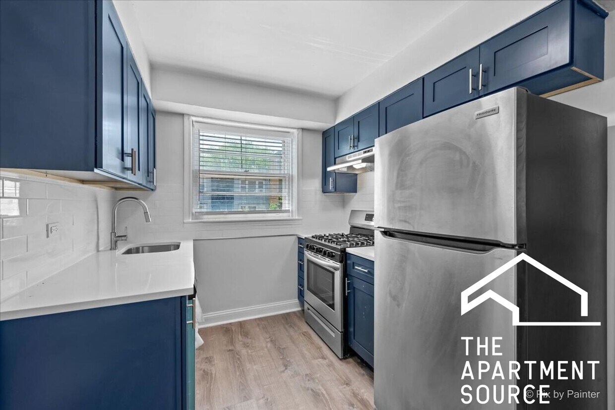 Photo - 2717 W Berwyn Ave