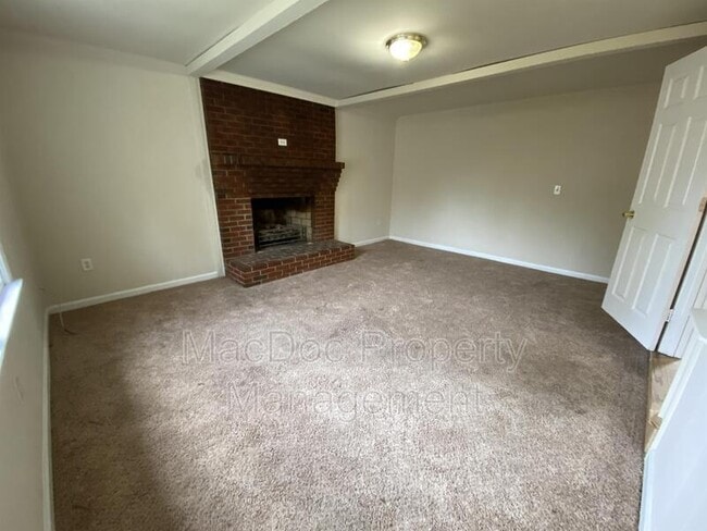 Photo - 712 Payton Dr