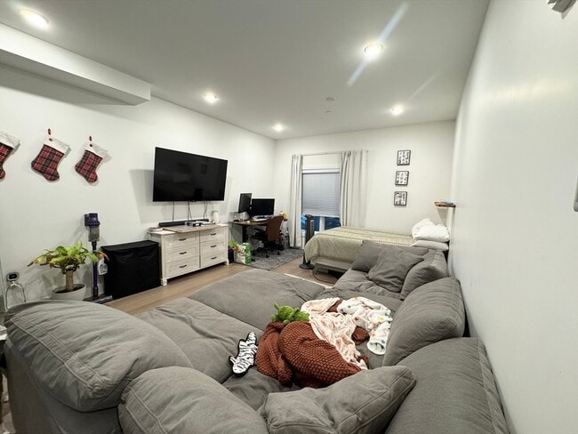 Photo - 33 Ward St Unit 1