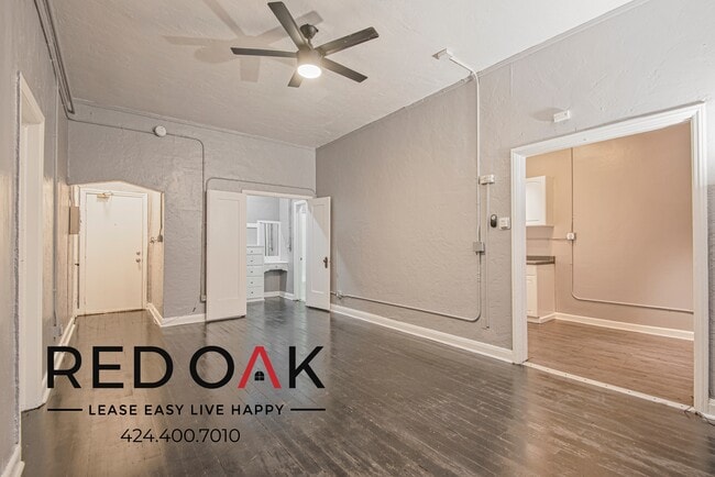 Building Photo - 854 S Oxford Ave Unit 107 Rental