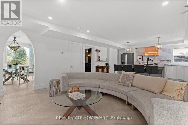 Photo - 1391 Doyle Rd