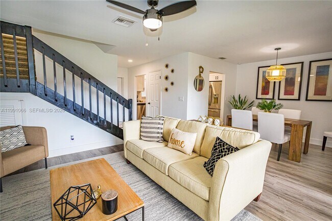 Photo - 9341 Green Meadows Way Unit 2