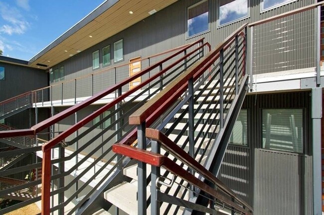 Lofts at 305 - Lofts at 305