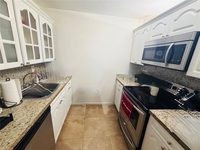 Photo - 8200 SW 210th St Unit 113