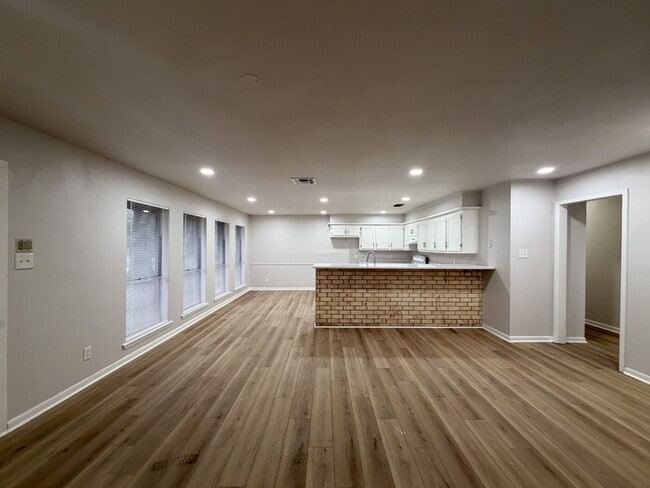 Photo - 200 N 23rd St Unit B