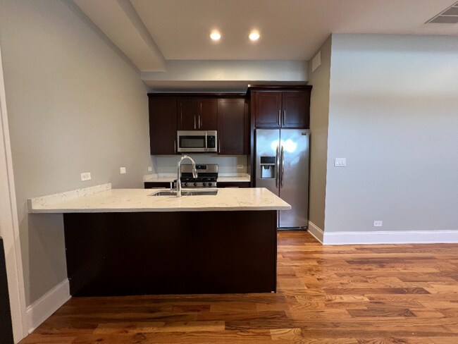 Building Photo - 3533 W Armitage Ave Rental