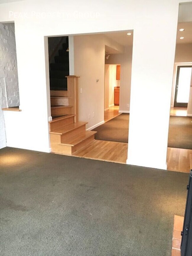 Photo - 1208 Indianola Ave