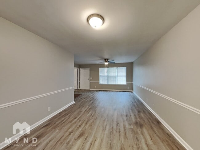 Photo - 453 Westgate Blvd