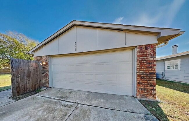 Photo - MOVE IN READY