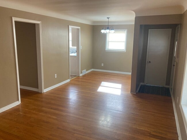 Photo - 3 bedroom, 2 FULL Bath Brick Ranch - HW Floors - Finished Bsmt - 1 car garage - Sec. 8 OK