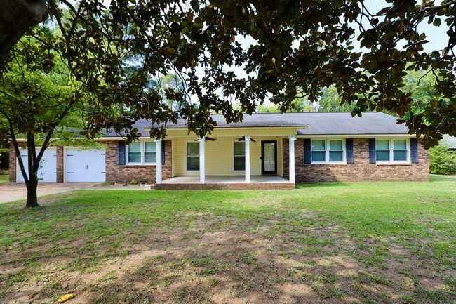 Photo - 579 Sierra St