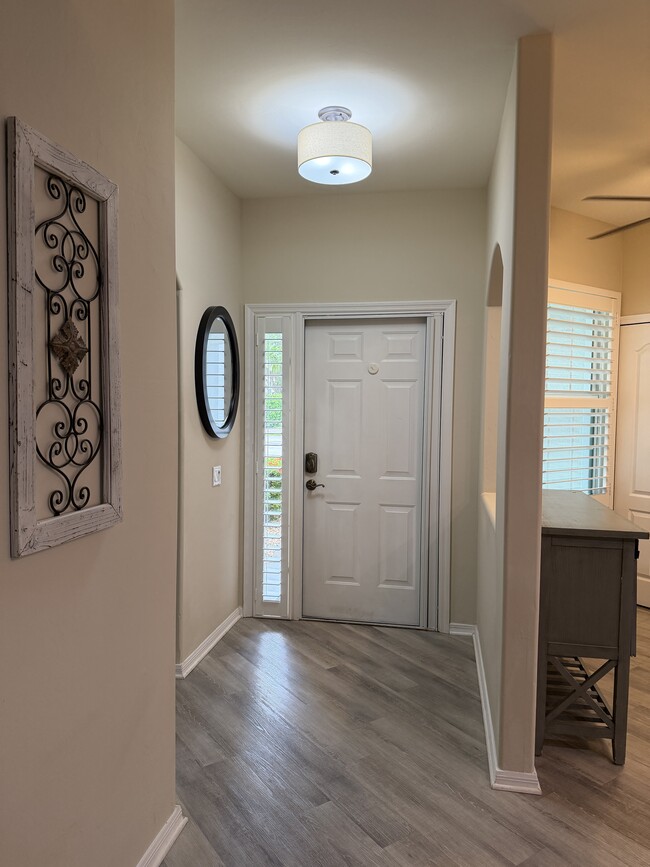 Photo - 9231 Spring Run Blvd Unidad 2106