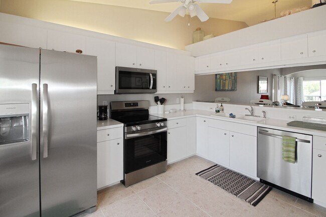 Photo - Plantation Golf and Country Club Seasonal Condo for Rent Unit 202