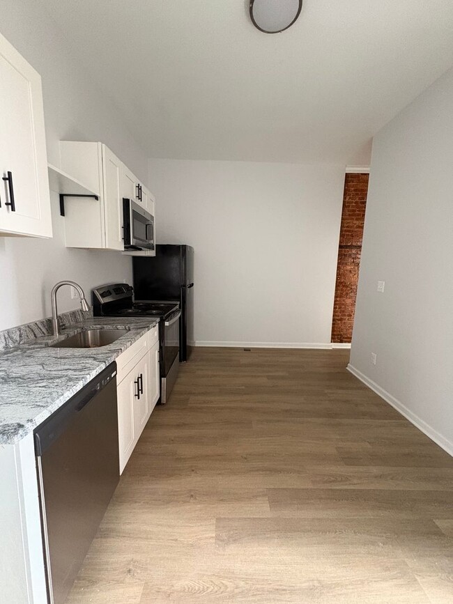 Photo - 2633 N Charles St Unit 1