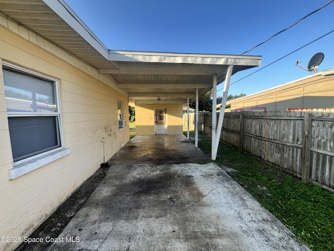 Photo - 2338 Shenandoah Rd