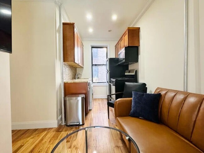 Photo - Furnished room/NOT APARTMENT Unit 1B