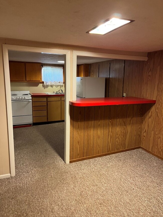 Photo - Bradshaw-PM-023-0209 Unit B