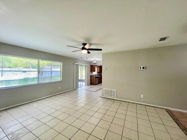 Photo - Cute 2/2 Home in SouthEast Orlando by Rio ...