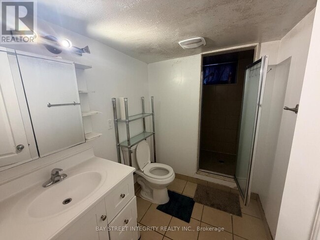 Photo - 59 Christina Crescent