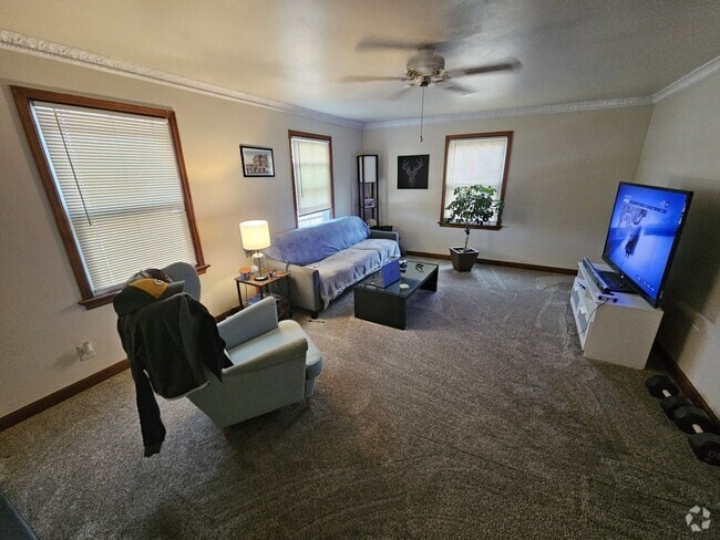 Building Photo - 2571-2573 N 74th St. (Duplex) Unit 2573 Upper Rental