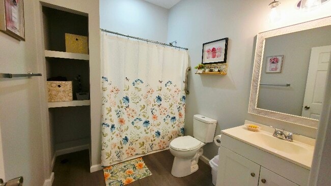 Photo - 309 S John St Unidad A