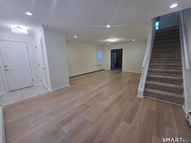 Photo - 32 Sherwood Pl Unit 32