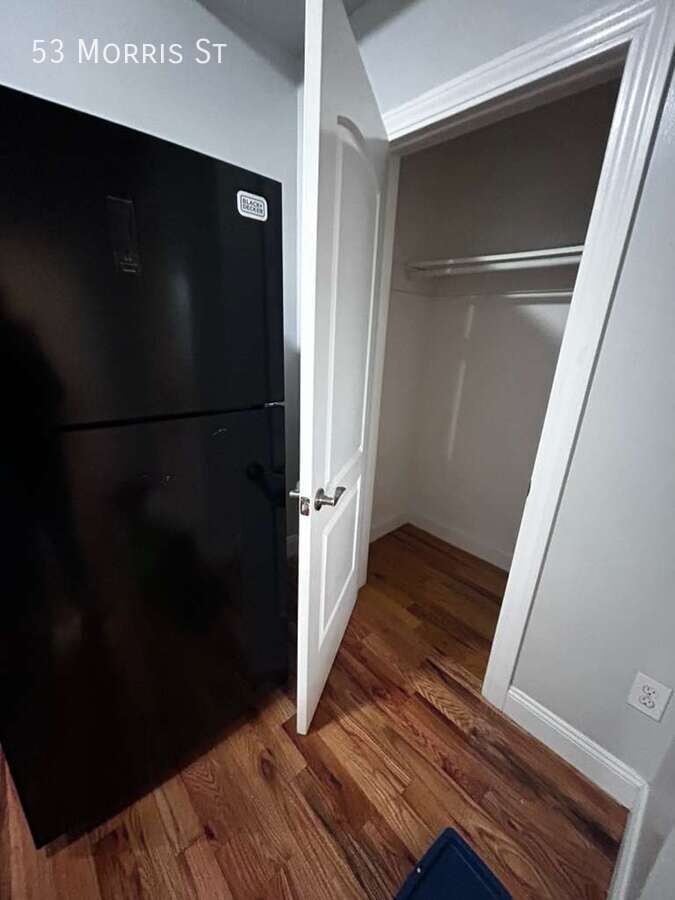 Photo - 53 Morris St