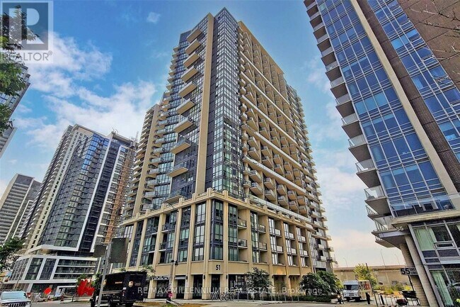 Photo - 49 E Liberty St Unit 2702