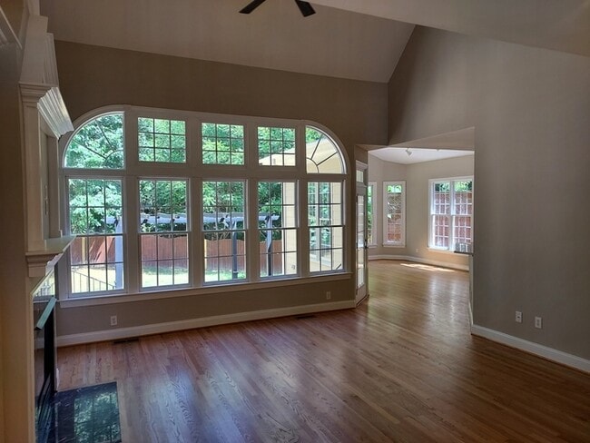 Photo - 4 Bedroom 3.5 Bath
