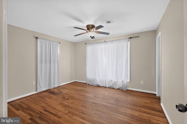 Photo - 6014 Leewood Dr