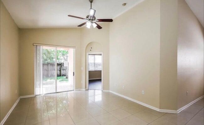 2151 NE 37th Rd