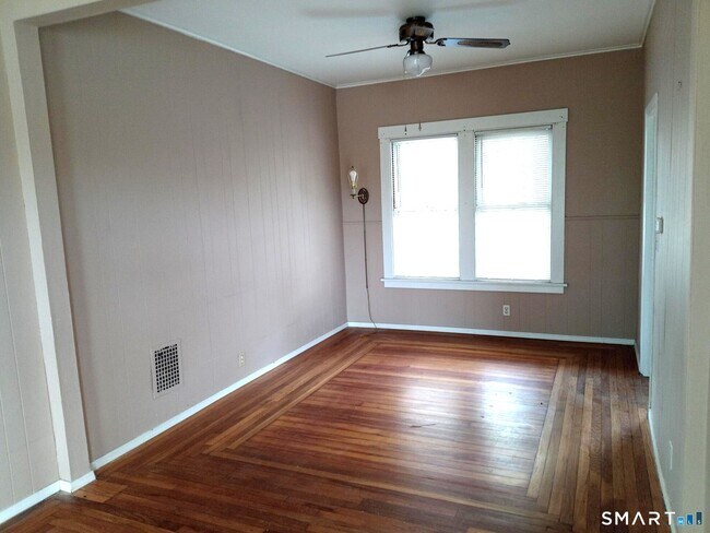 Photo - 103 Hillside Ave