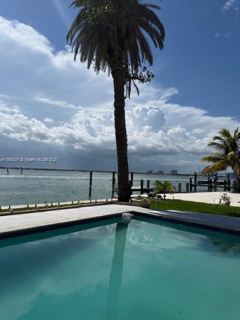 Photo - 1101 S Shore Dr