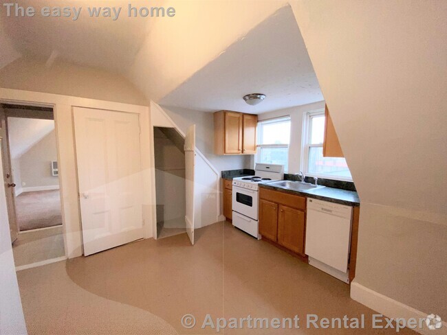 Building Photo - 220 Concord Ave Unit #3 Rental