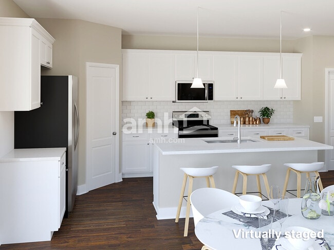 Photo - 8389 Northpoint Dr