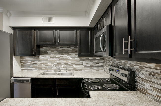 Building Photo - Villas at Papago Rental