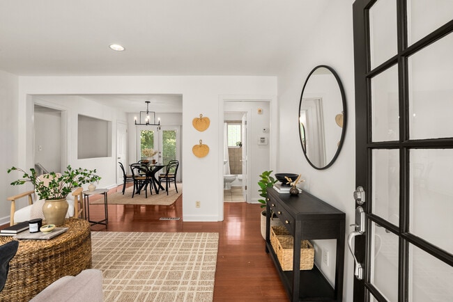 Photo - 5708 Vine Ridge Dr