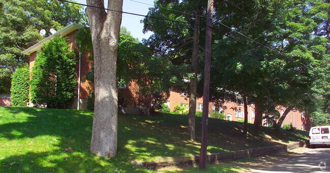 Photo - Parkview Heights Apartments