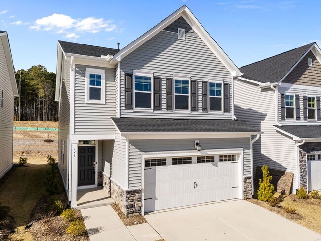 Photo - Charming 3BD/2.5BA Located In raleigh NC!!!