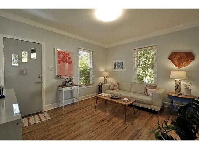 Photo - 3701 Hollywood Ave